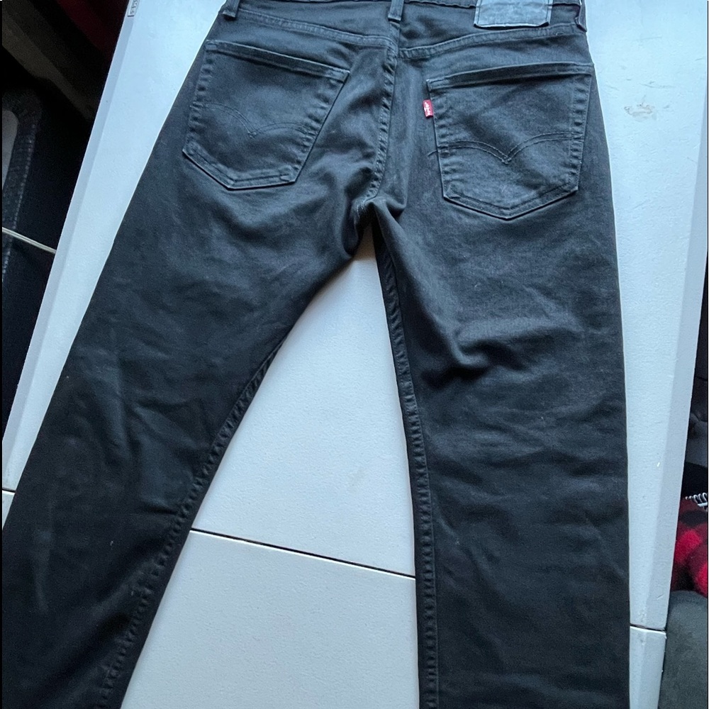 Levi s 502 black